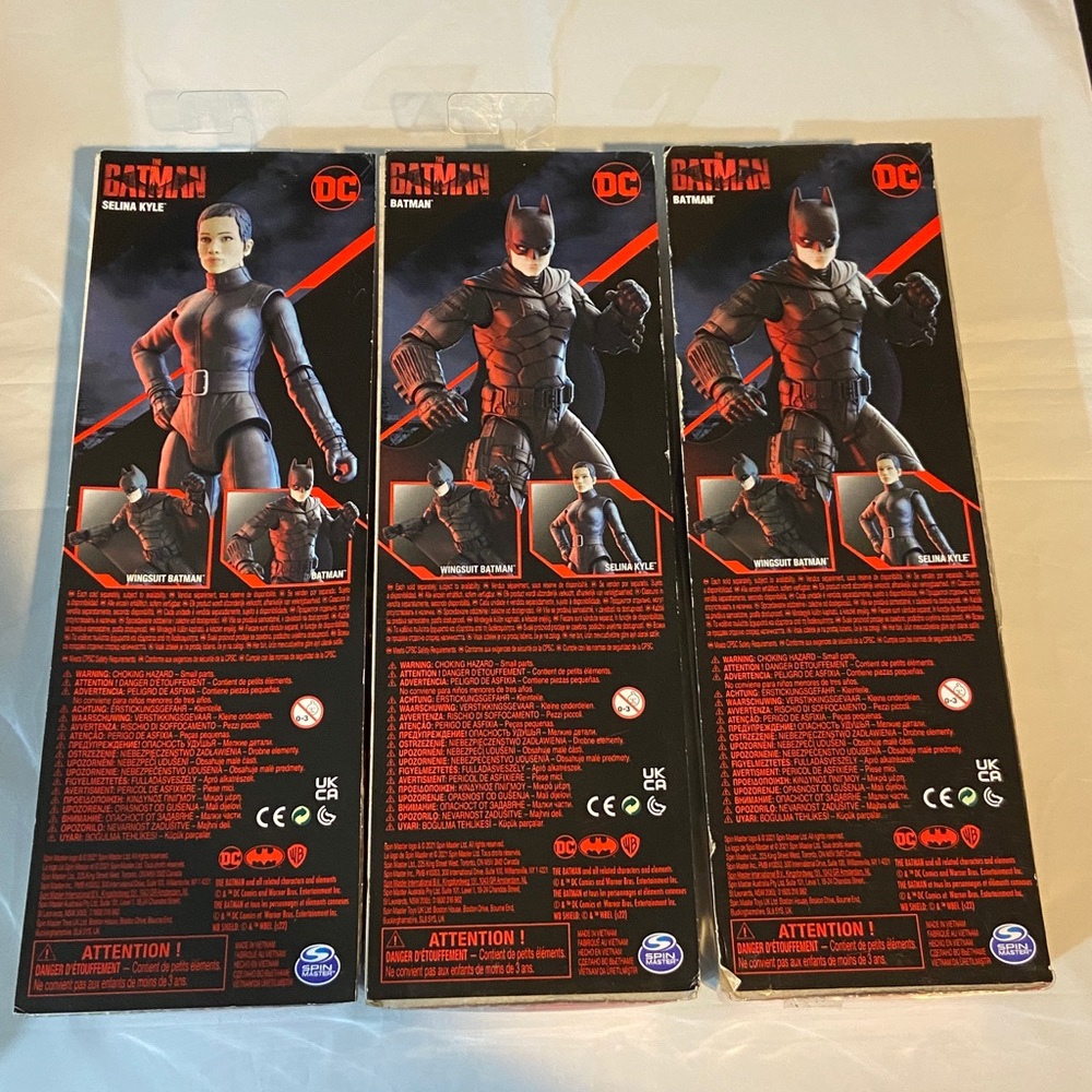 The Batman (2022) 2 Batman + Selina Kyle 12” Action Figures - Picture 2 of 6